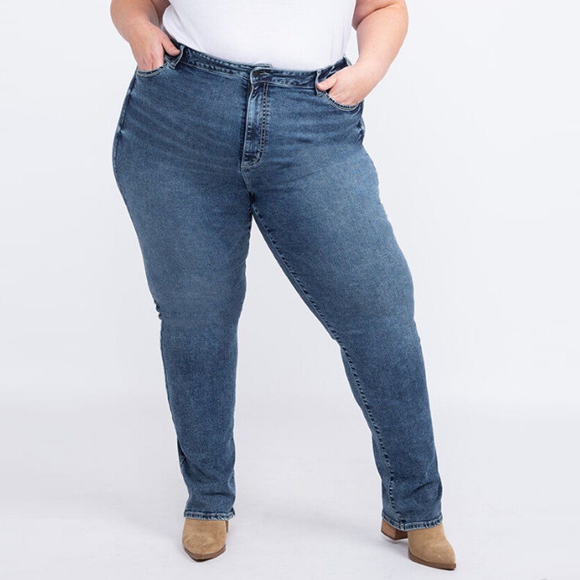 LIMITLESS Women's Curvy Straight Jeans