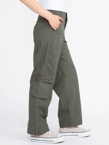 Women's 2 Button Poplin Loaded Cargo Pants Image 3