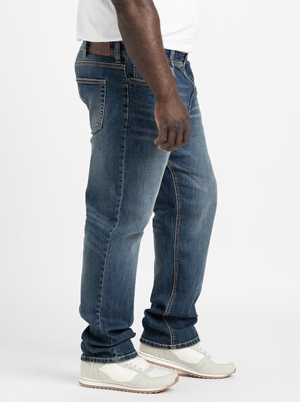 Men's Dark Wash Relaxed Straight Jeans Image 3