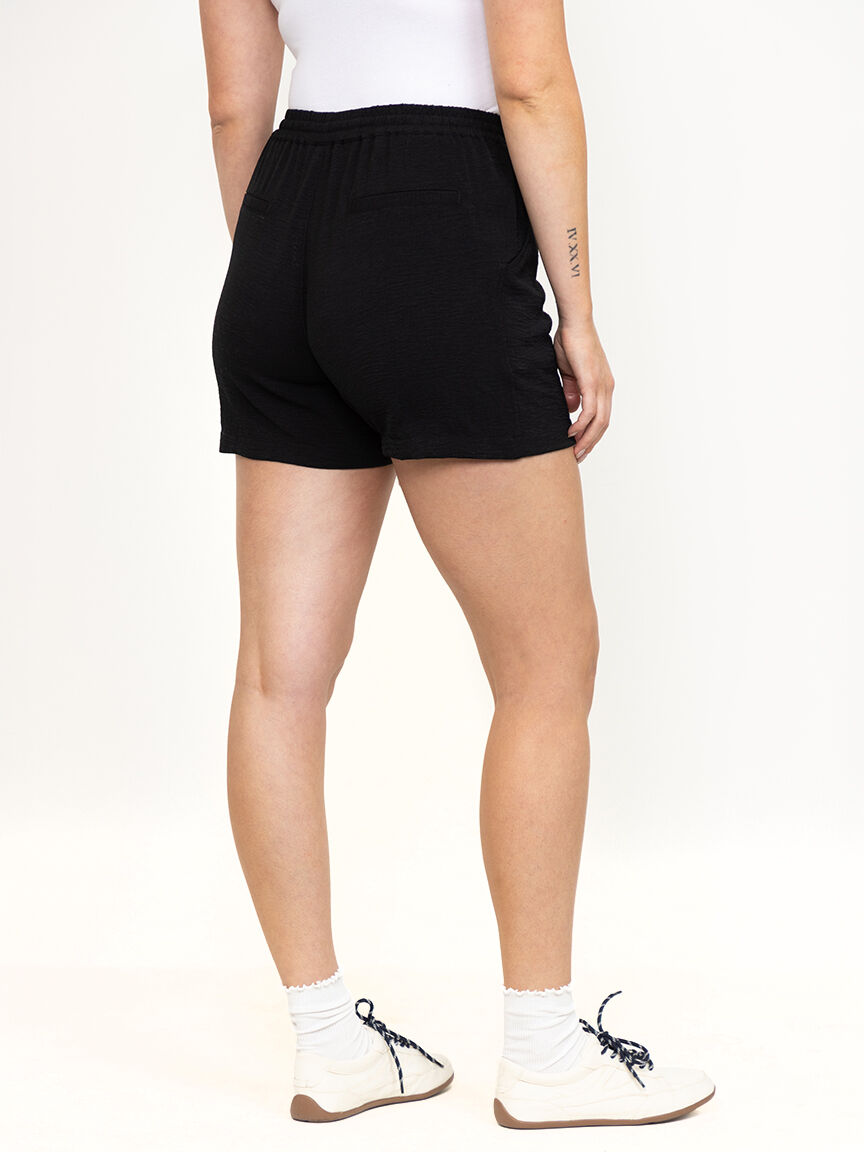 Women's Crinkle Pull-on Short