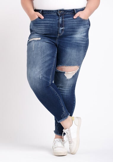 Women's Plus Size High Rise Distress Crop Skinny Jeans