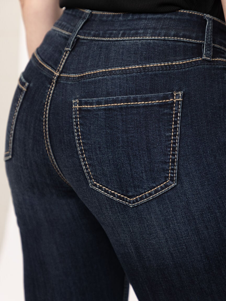 Women's Dark Wash Straight Leg Jeans