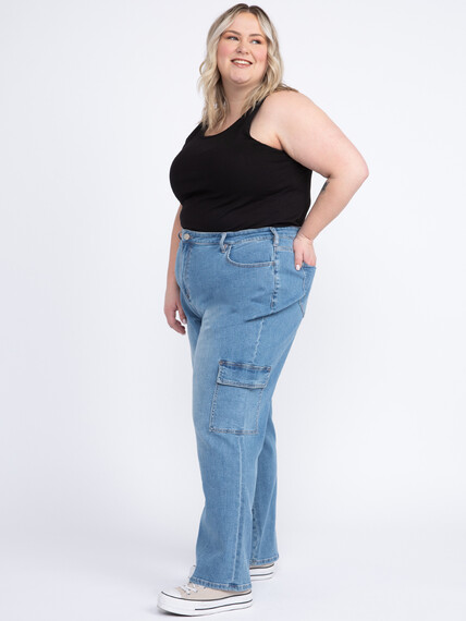 Women's Plus High Rise 90's Loose Cargo Jeans Image 5