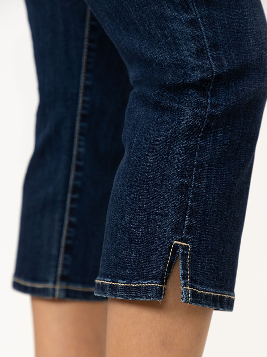 Women's Side Slit Hem Dark Wash Jean Capri