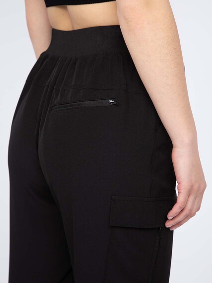 Women's Hybrid Cargo Jogger Women's Hybrid Cargo Jogger Image 4