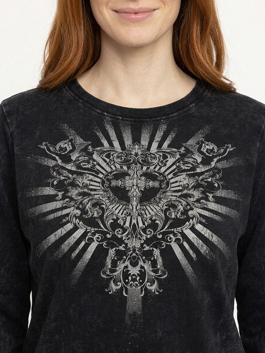 Women's Washed Rib Ornate Heart Tee