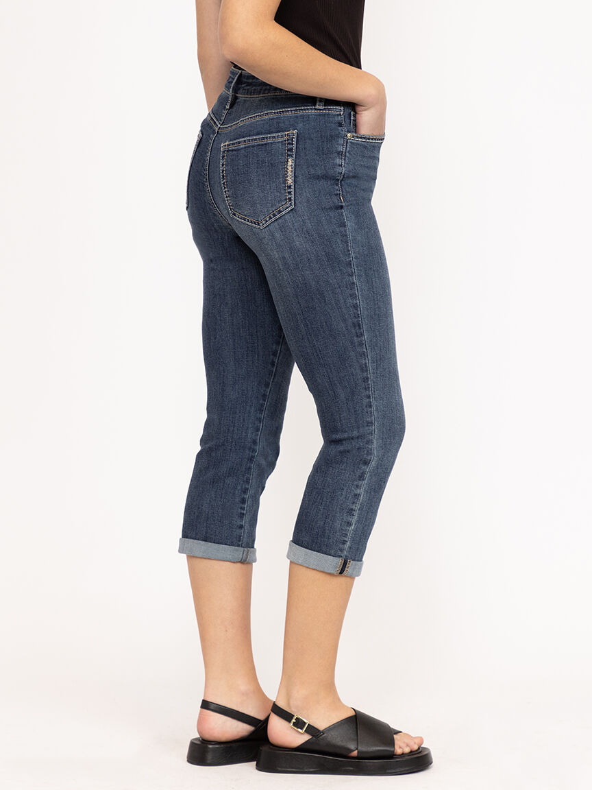 Women's Contrast Multi Thread Medium Dark Wash Jean Capri