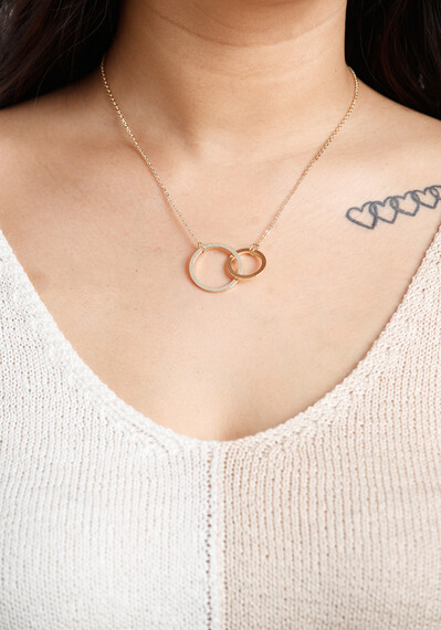 Women's Double Ring Gold Chain Necklace Image 1