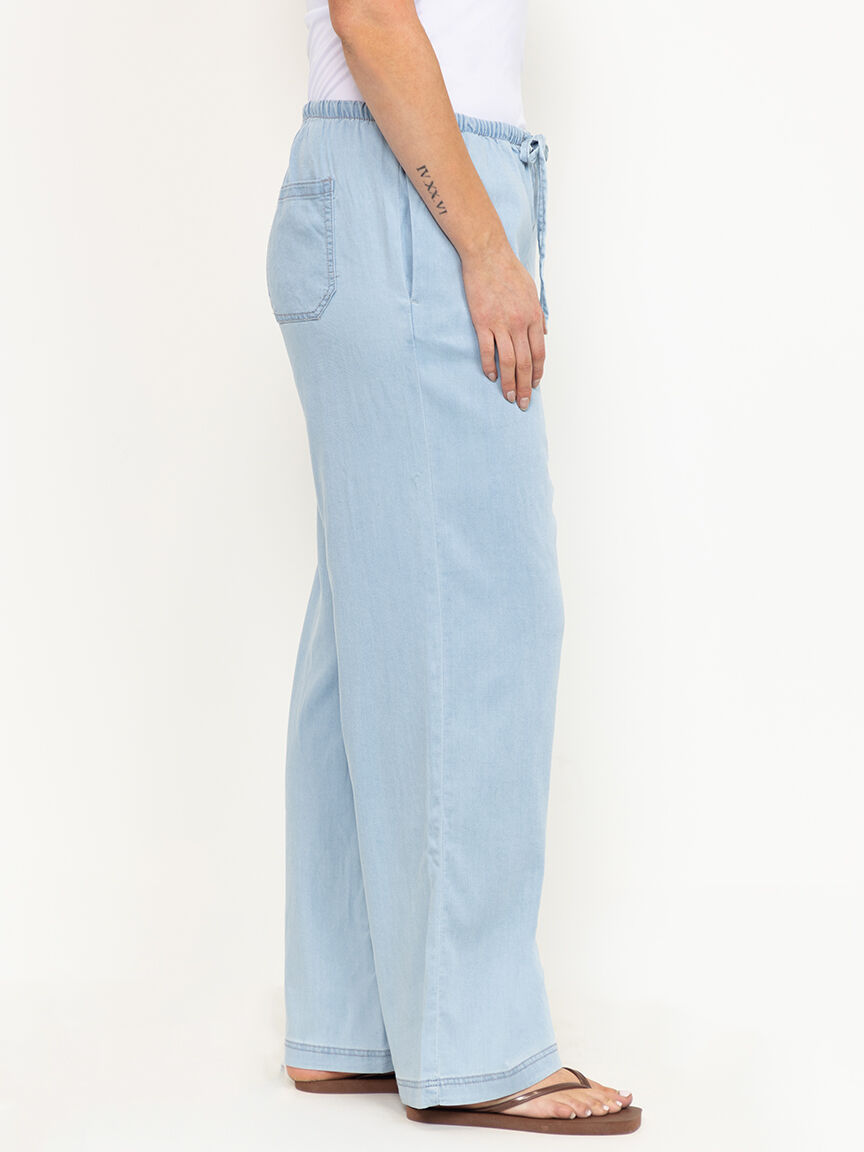 Women's Regular Rise Tie Front Pull-on Wide Leg Jeans