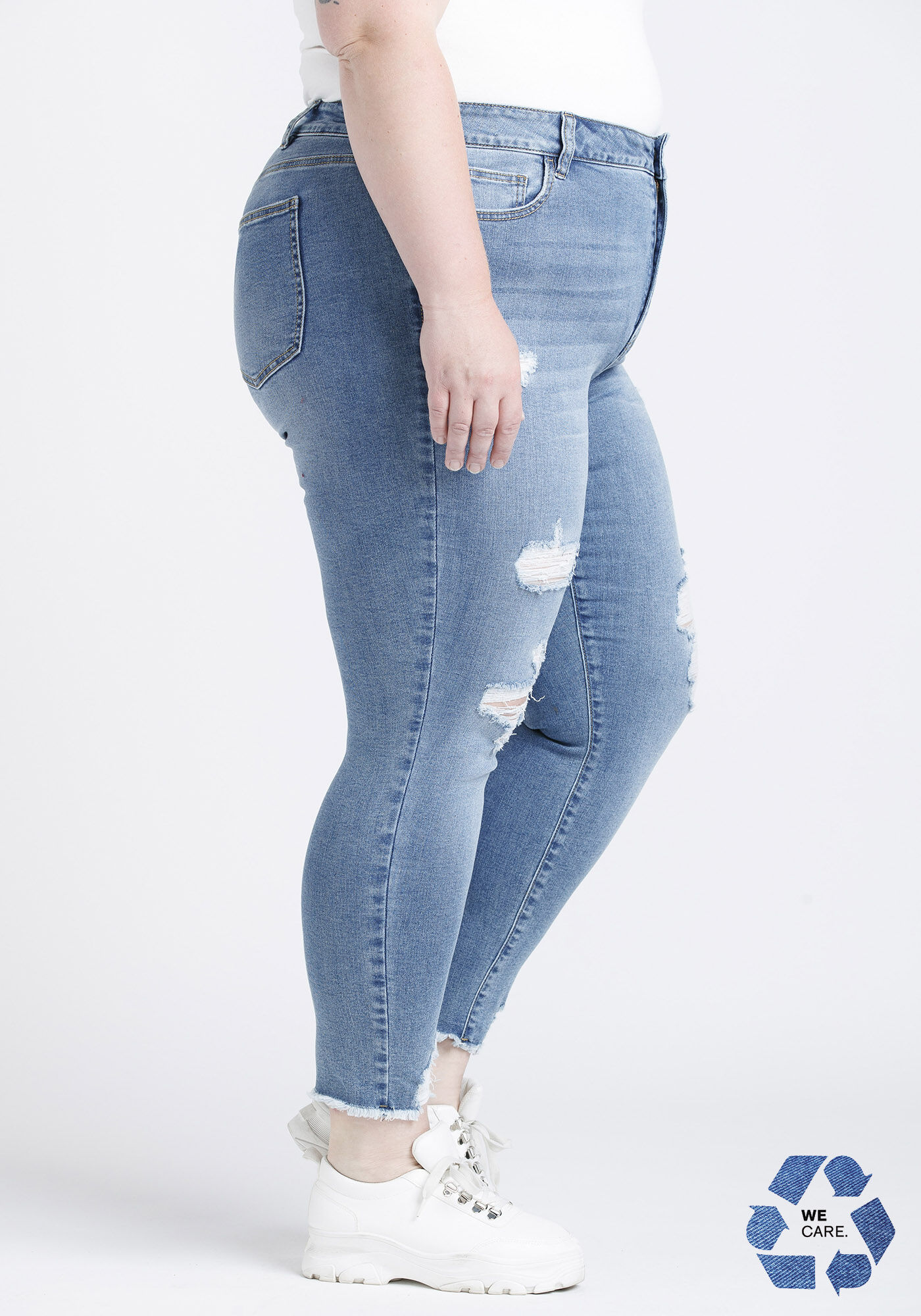 Chewed hem shop skinny jeans