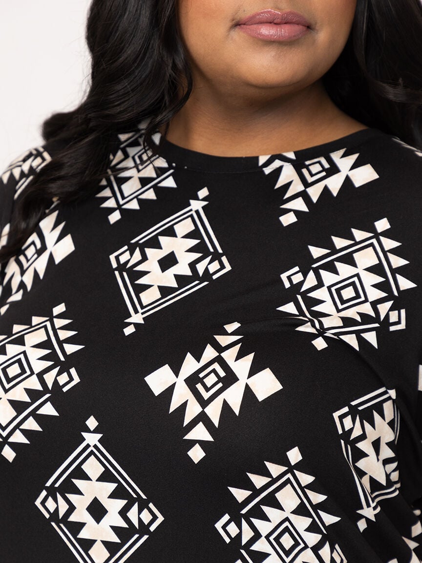 Women's Geometric Crew Neck Tee