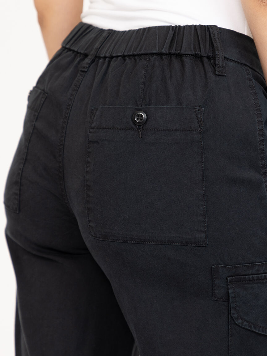 Women's Drapey Wide Leg Cargo Pant