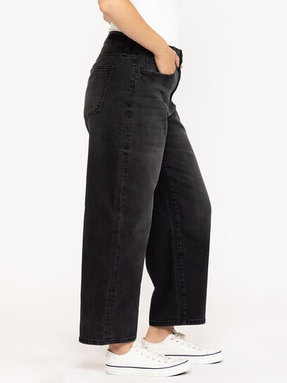 Women's Black Mid Rise Barrel Leg Jeans Women's Black Mid Rise Barrel Leg Jeans