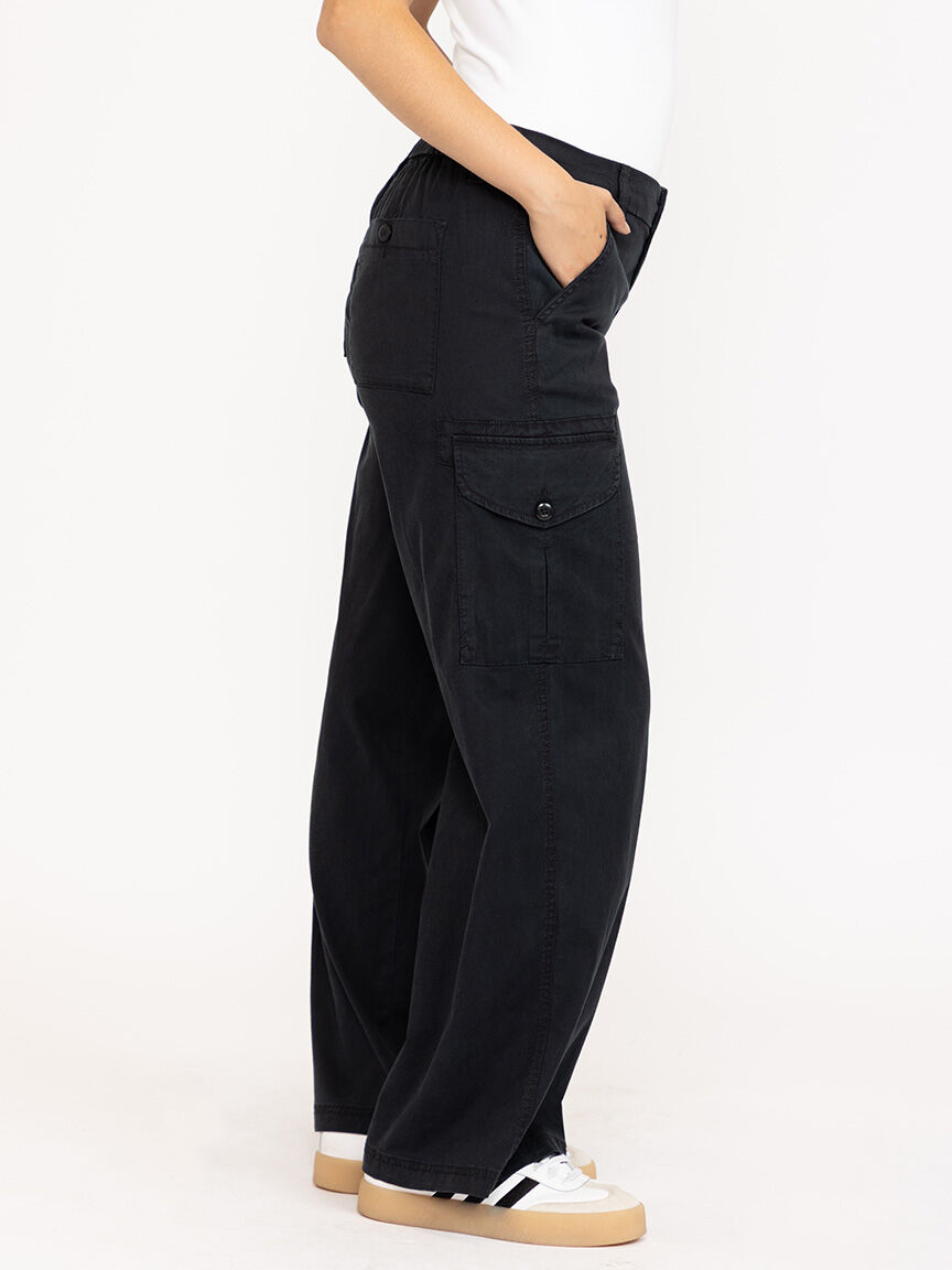 Women's Drapey Wide Leg Cargo Pant