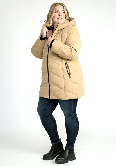 Women's Quilted Hooded Parka Image 3