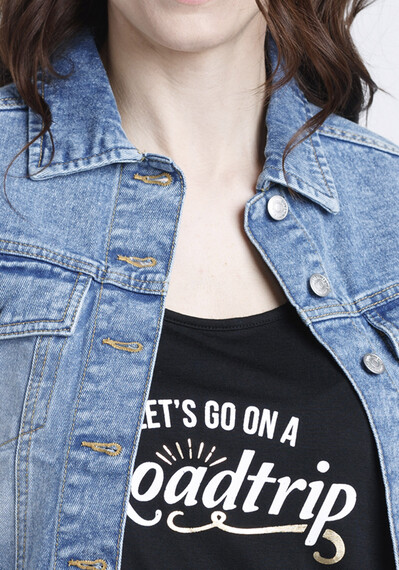 Women's Cropped Raw Hem Jean Jacket Women's Cropped Raw Hem Jean Jacket Image 5