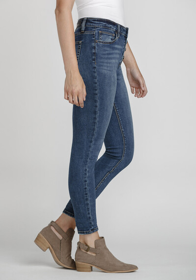 Women's Exposed Button Power Sculpt High Rise Skinny Jeans Image 3