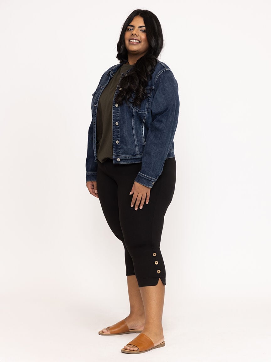 Women's Side Button Capri Legging