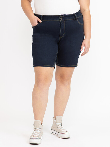 Women's Plus Dark Rinse Washed Bermuda Short Women's Plus Dark Rinse Washed Bermuda Short Image 2