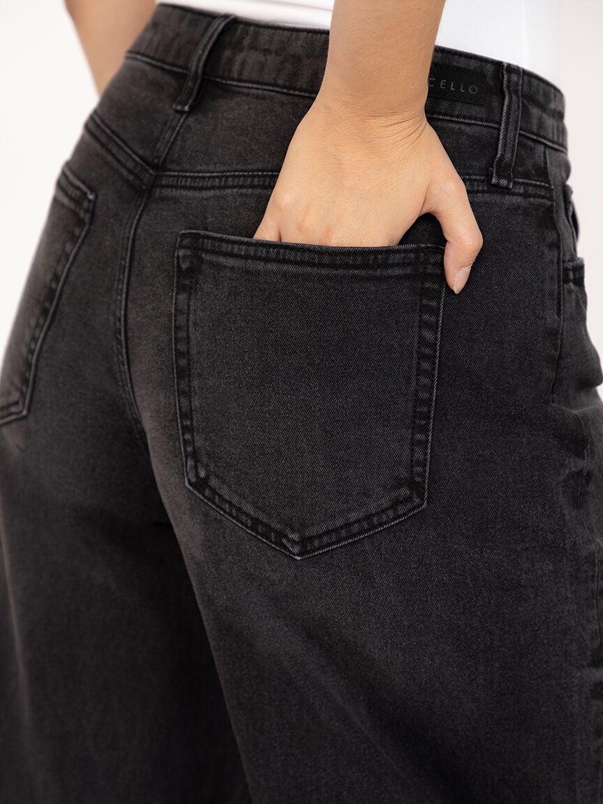 Women's Black Mid Rise Barrel Leg Jeans