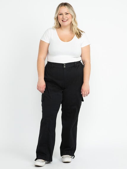 Women's Plus 2 Button Baggy Cargo Pants Women's Plus 2 Button Baggy Cargo Pants Image 1