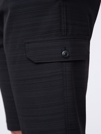 Men's Textured Cargo Hybrid Shorts Image 6
