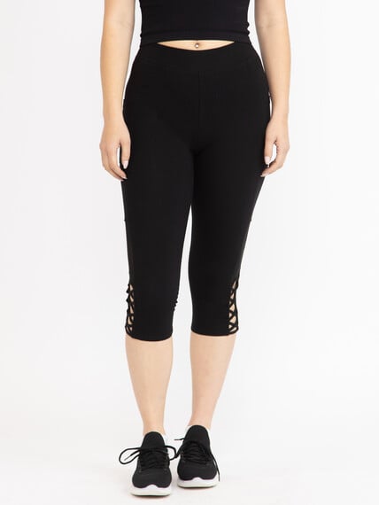 Women's Mesh Insert Capri Legging Women's Mesh Insert Capri Legging Image 3