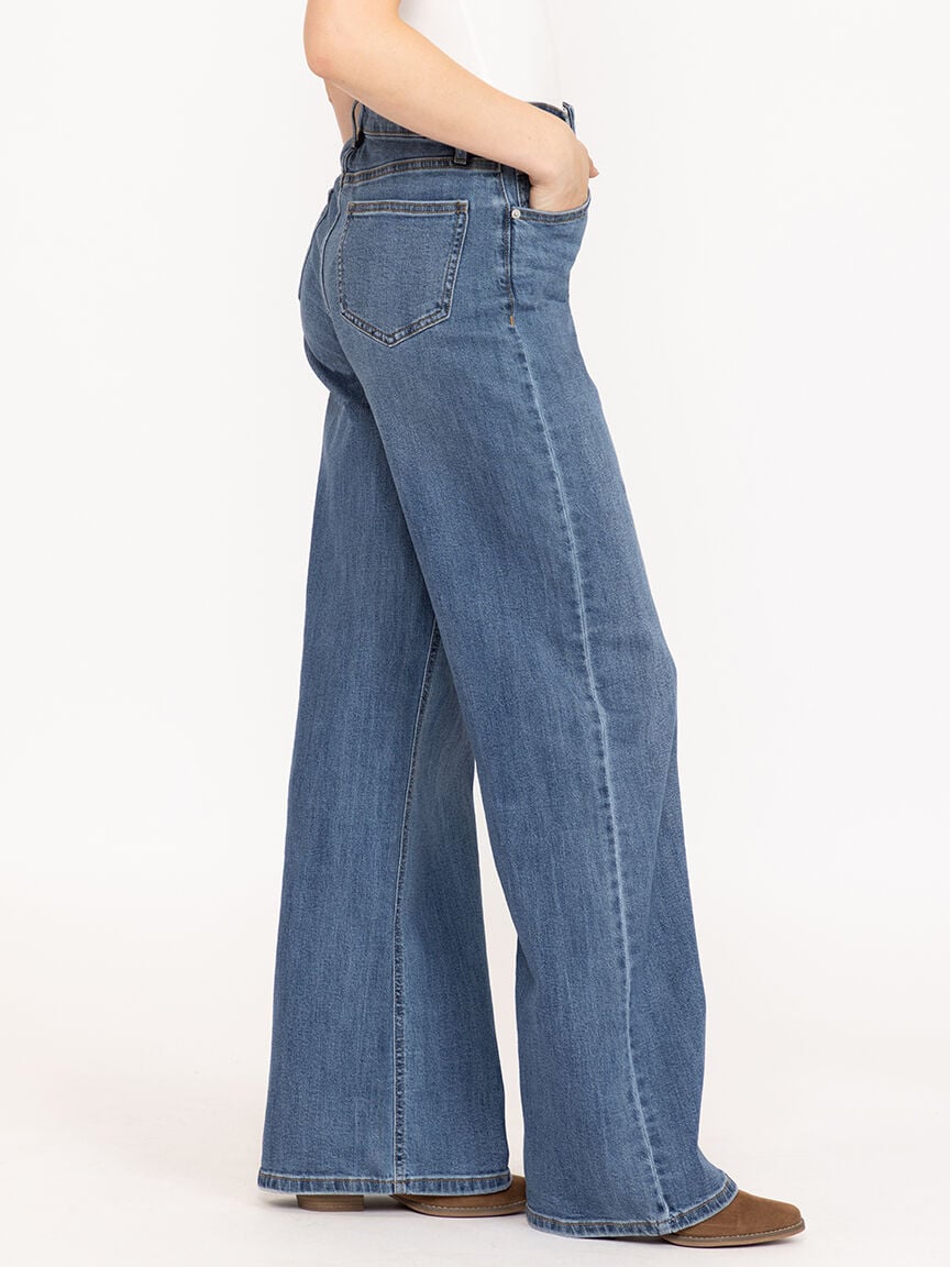 Women's High Rise Medium Dark Wide Leg Jeans