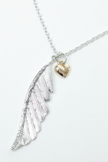 Women's Wing Heart Charm Necklace Women's Wing Heart Charm Necklace Image 2