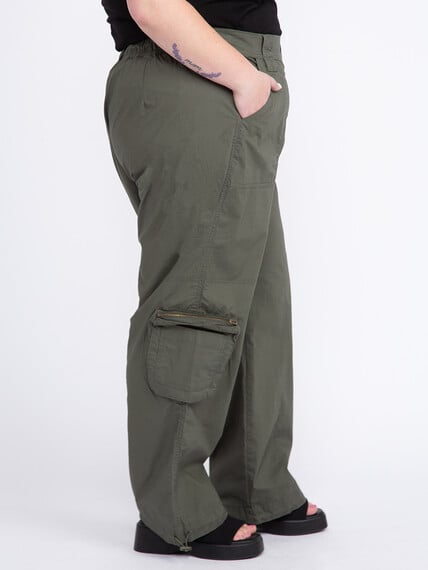 Women's Plus 2 Button Poplin Loaded Cargo Pants Image 3