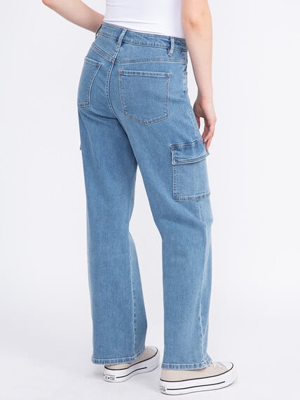Women's High Rise 90's Loose Cargo Jeans Image 4