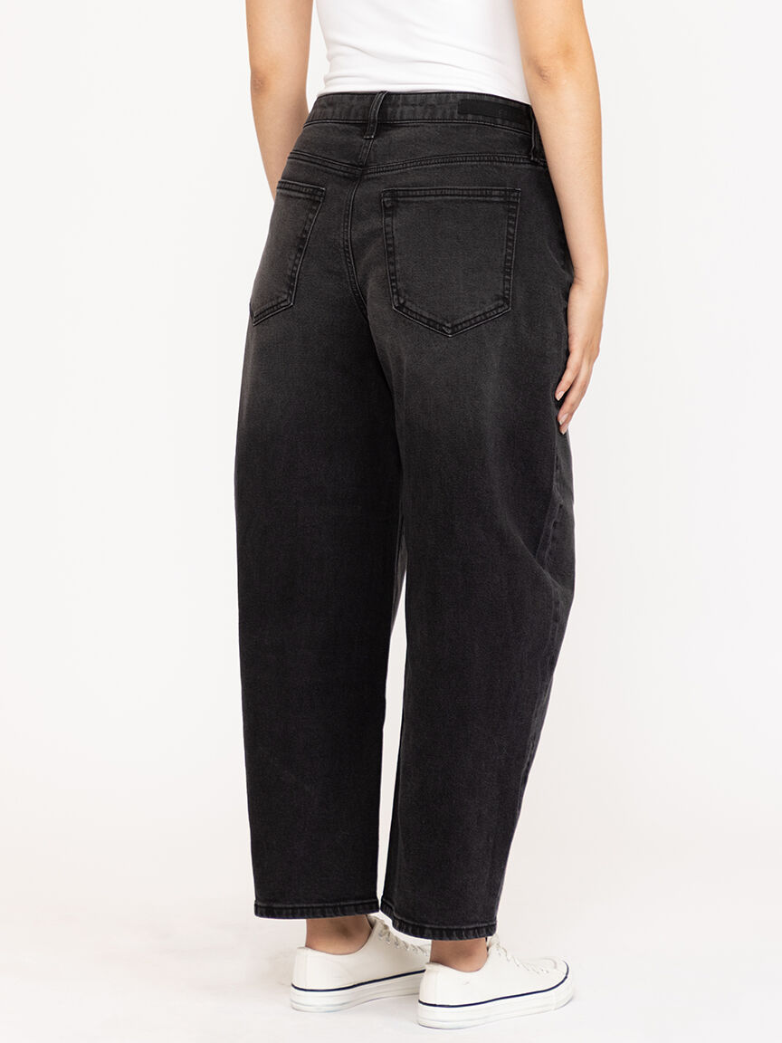 Women's Black Mid Rise Barrel Leg Jeans