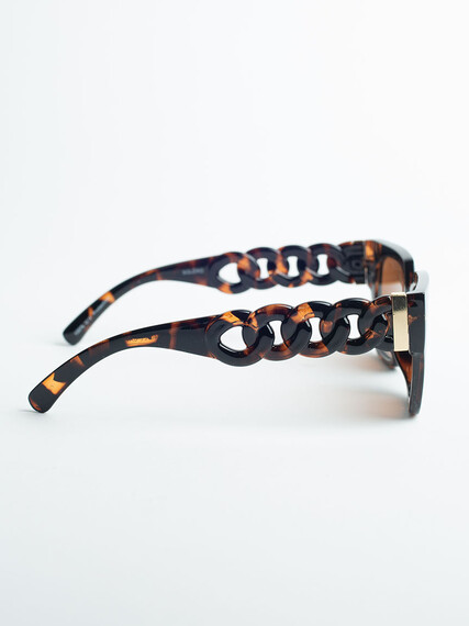 Women's Tortoise Lens Sunglasses Image 2