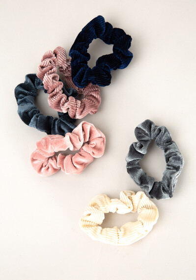 Women's Velvet Scrunchies Women's Velvet Scrunchies Image 2