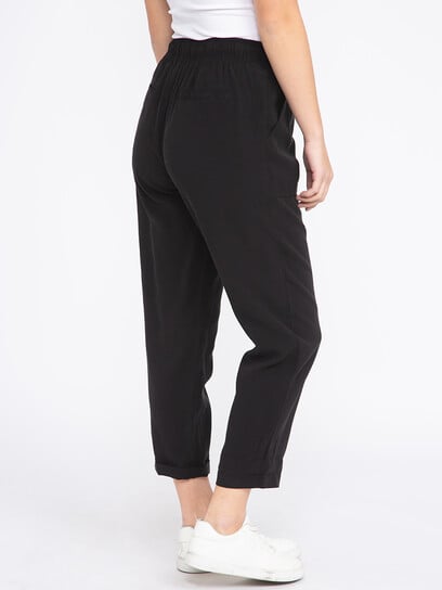 Women's Soft Pull-on Utility Cropped Weekender Pants