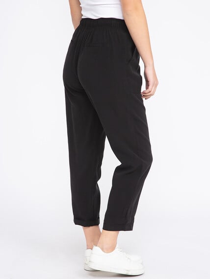 Women's Soft Pull-on Utility Cropped Weekender Pants Image 3