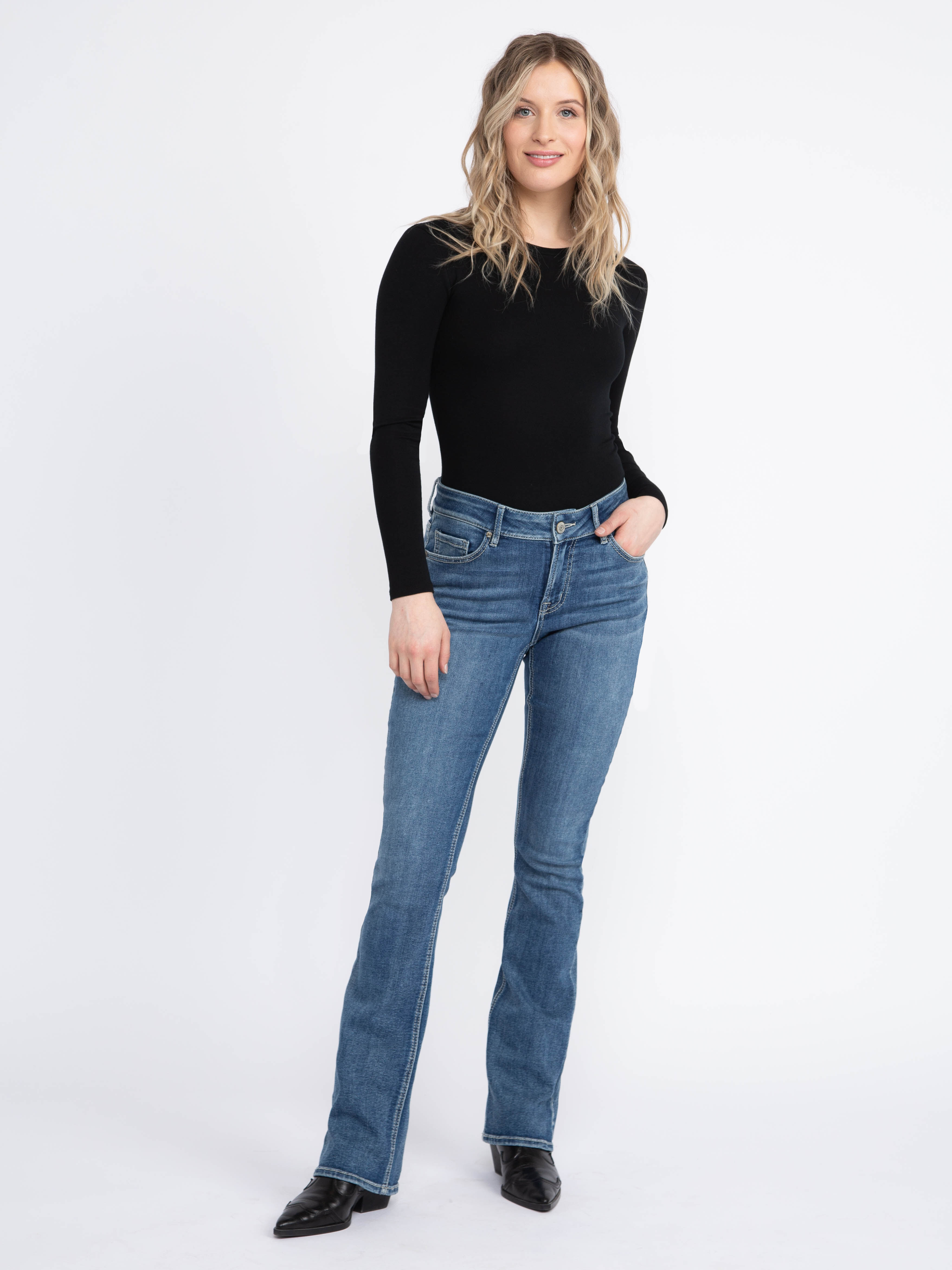 Ladies jeans online discount