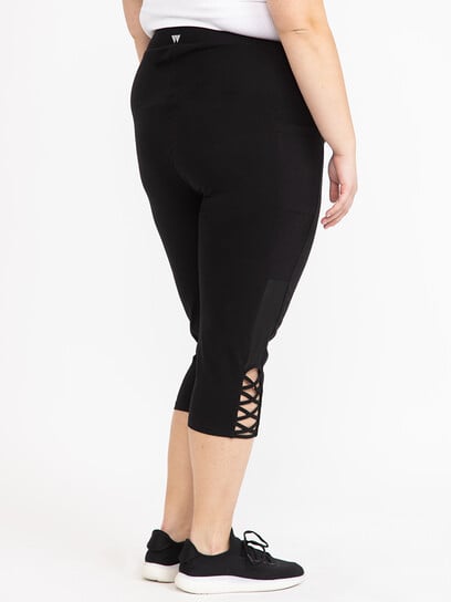 Women's Mesh Insert Capri Legging Women's Mesh Insert Capri Legging