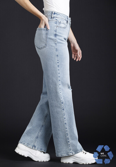 Women's High Rise Destroyed Wide Leg Jeans Image 3