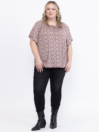 Women's Geo Peasant Top Women's Geo Peasant Top