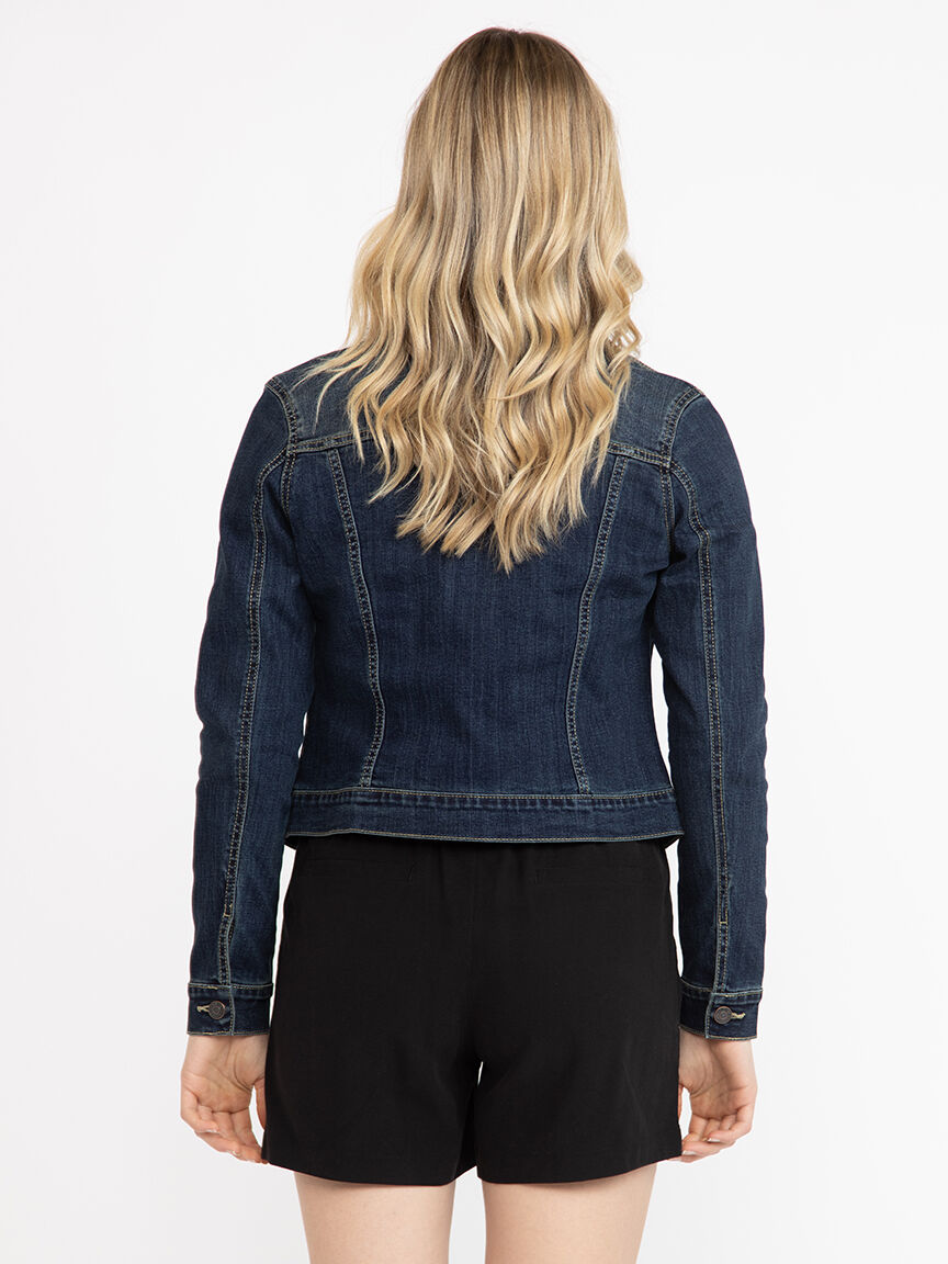 Women's Denim Jacket Outfit Image 8