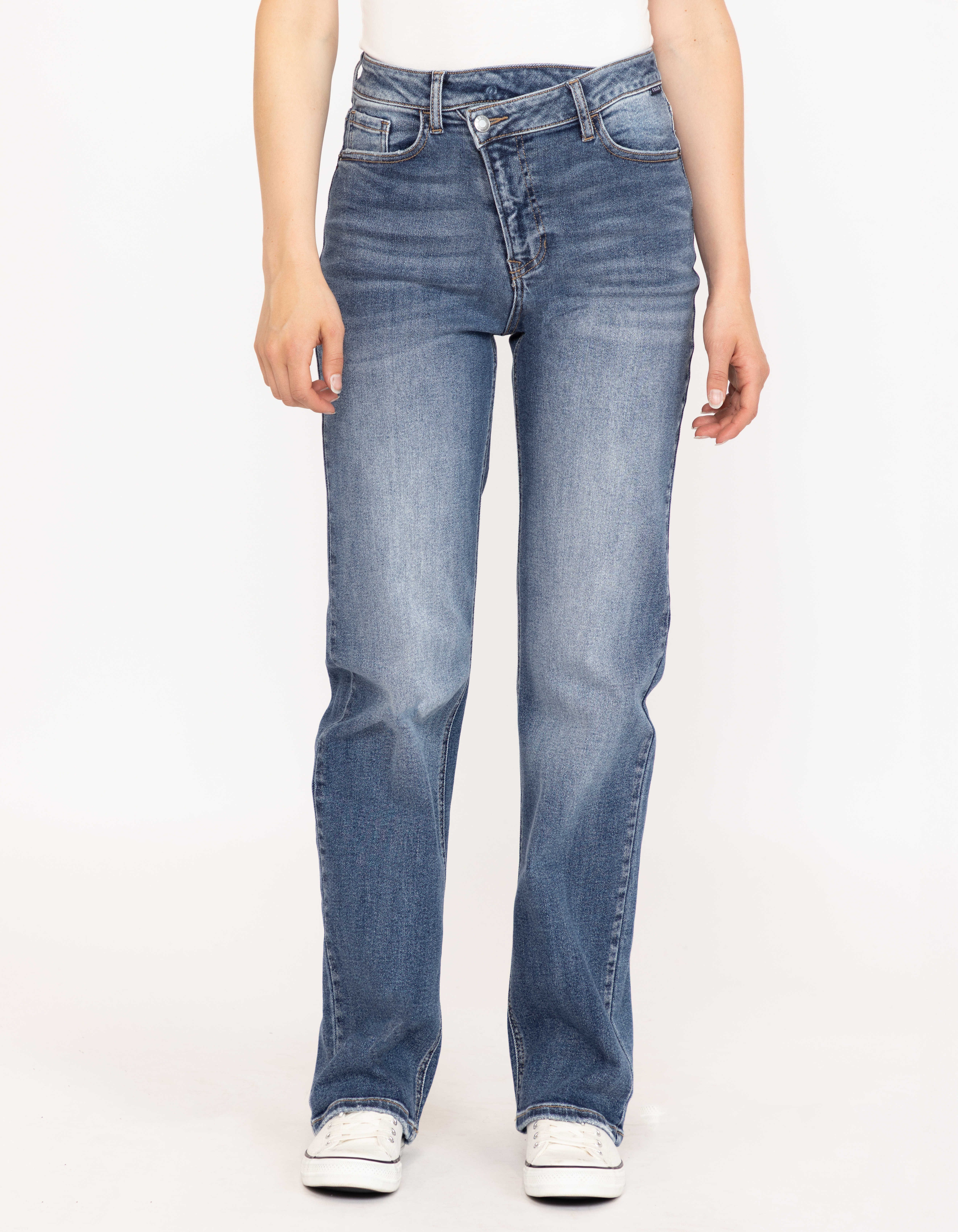 Women's Dark Wash Super High Rise Crossover Waist Dad Jeans