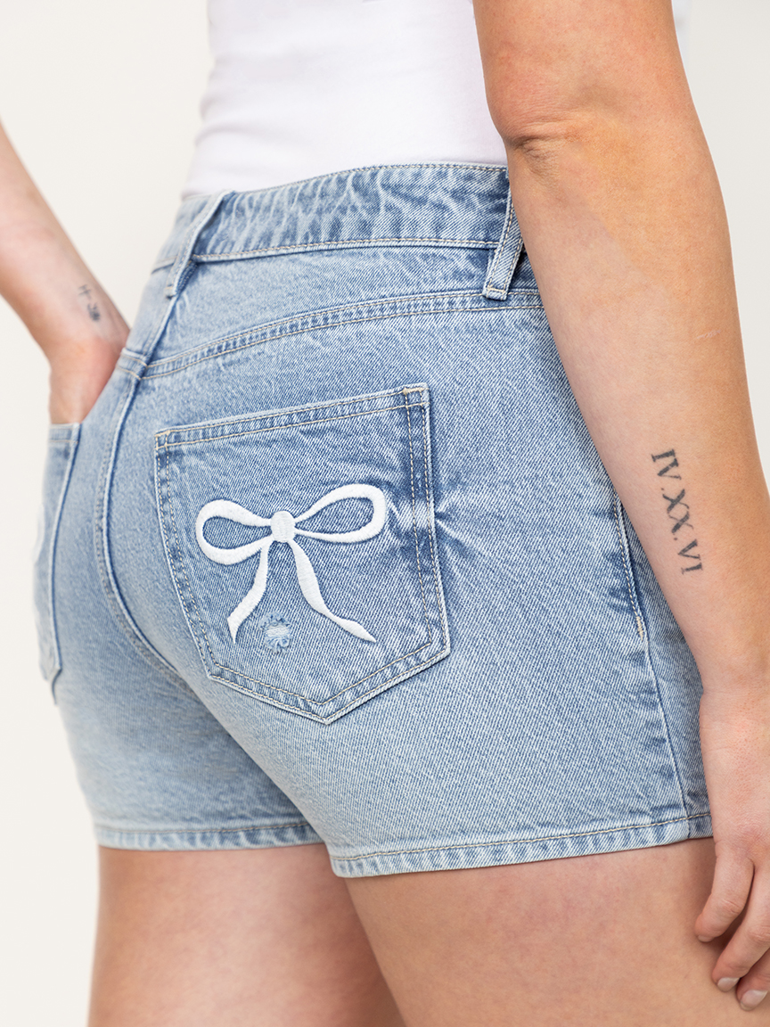 Women's Light Wash Shortie with Bow Embroidery