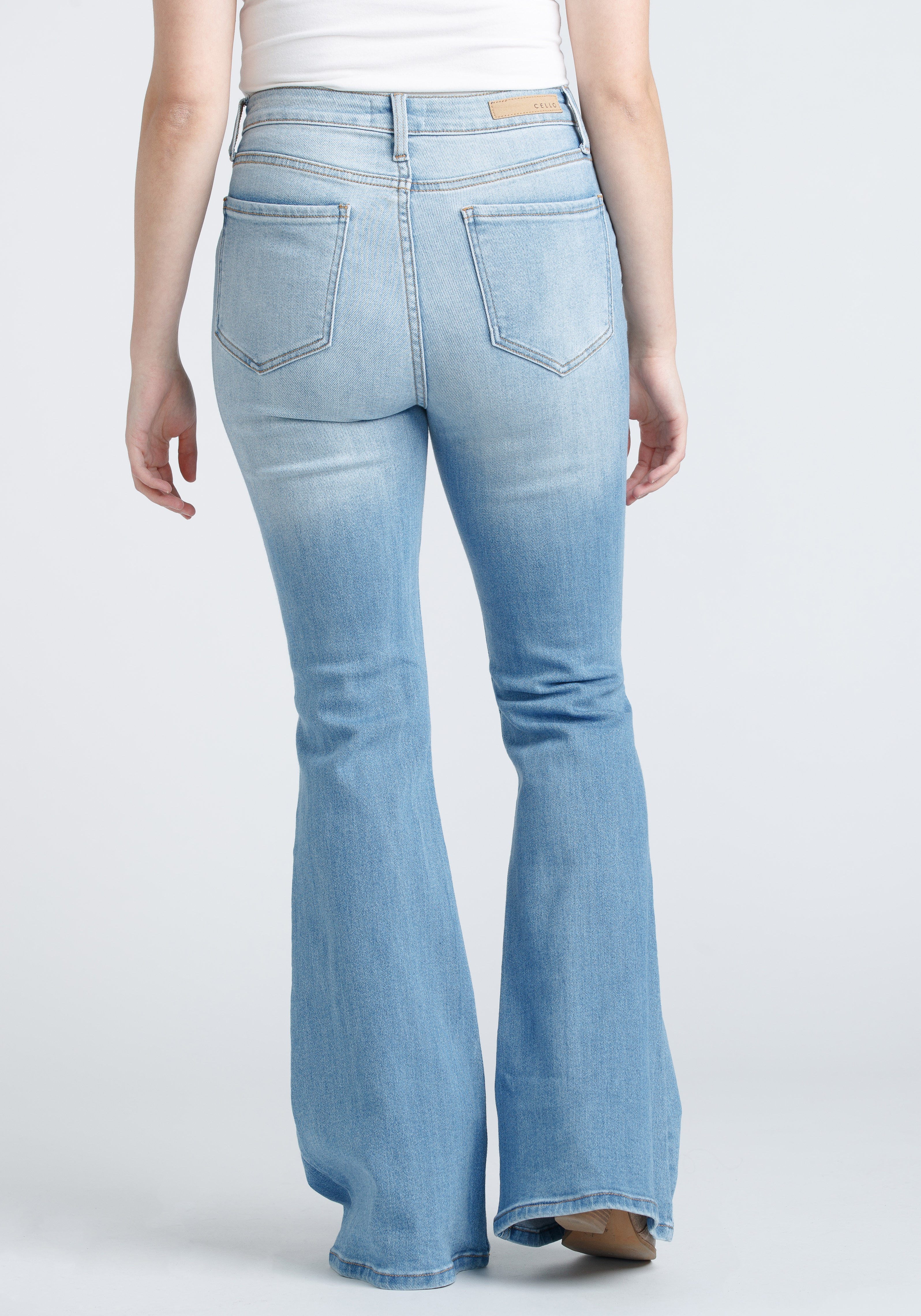 Women's High Rise Destroyed Super Flare
