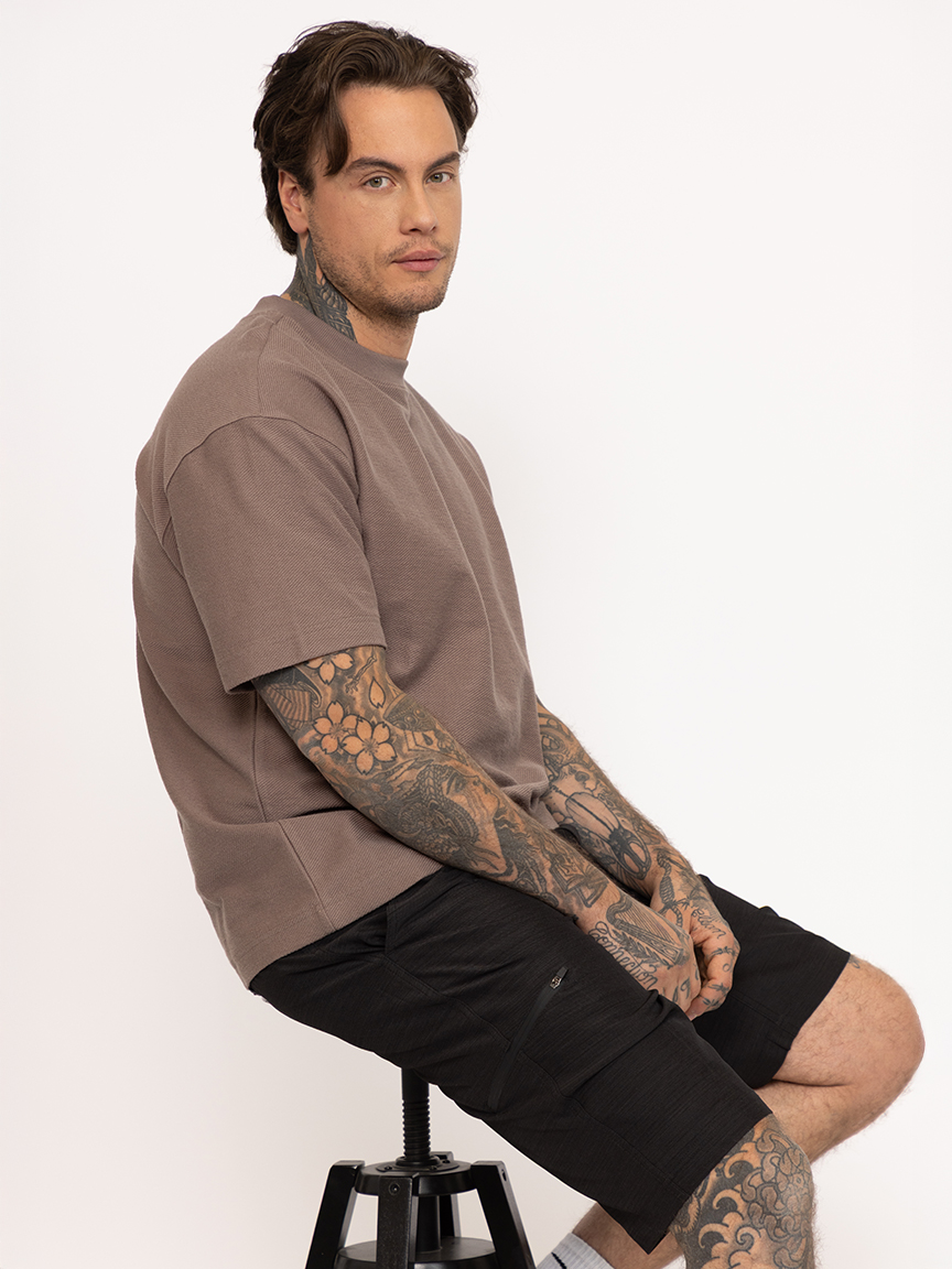 Men's Tonal Cargo Hybrid Shorts