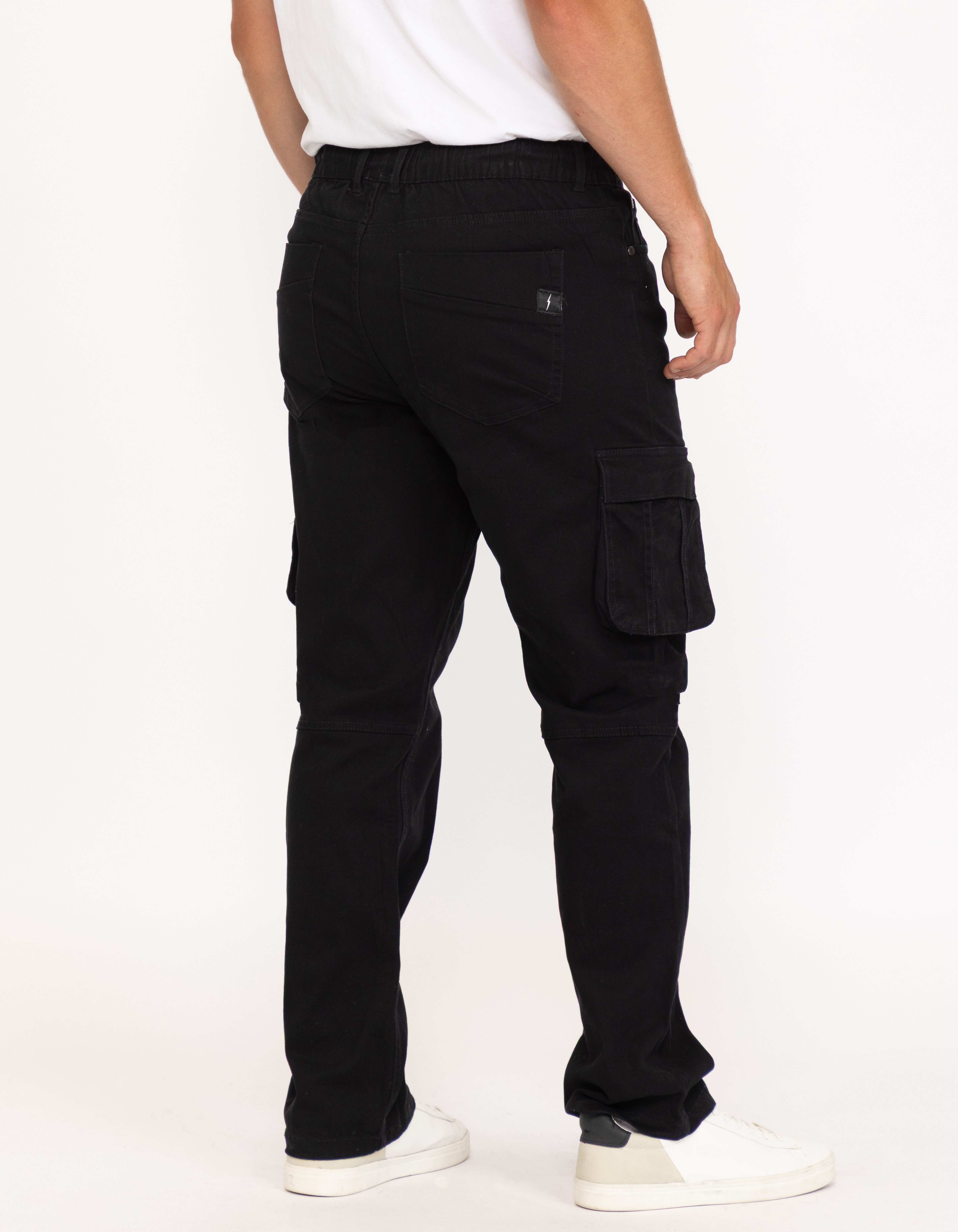 DNM WORKS Men's Black Cargo Sneaker Pant