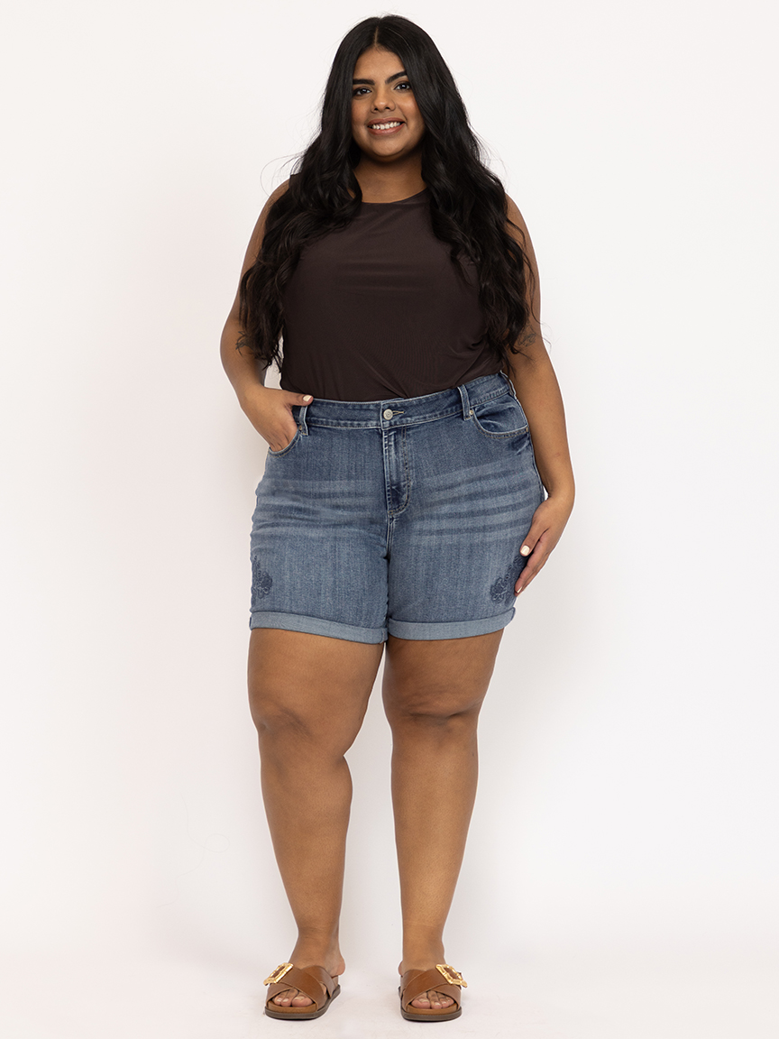 Women's Medium Wash Embroidey Cuffed Mid