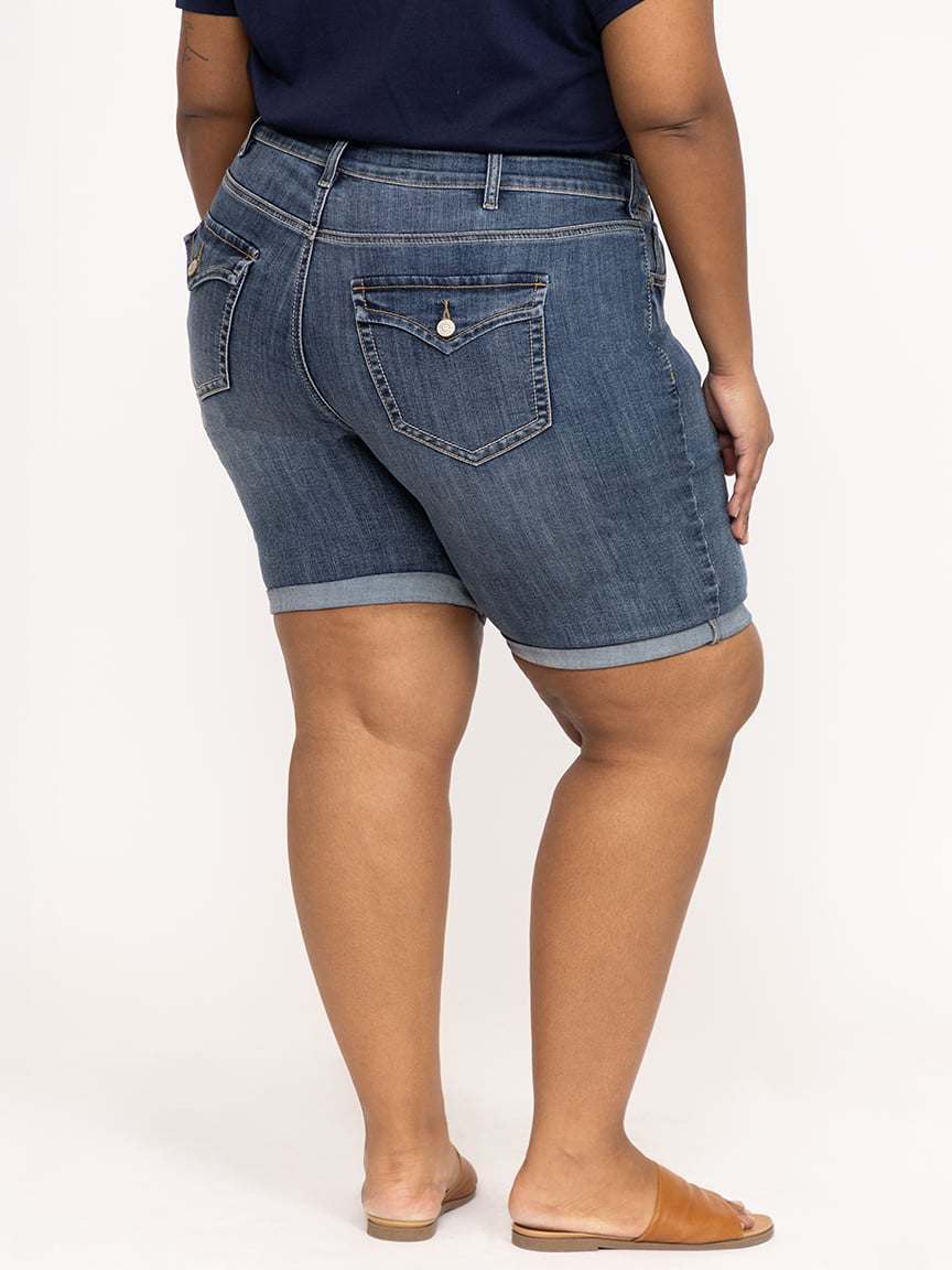 Women's Plus 2 Button Medium Dark Wash Mid Rise Bermuda Short
