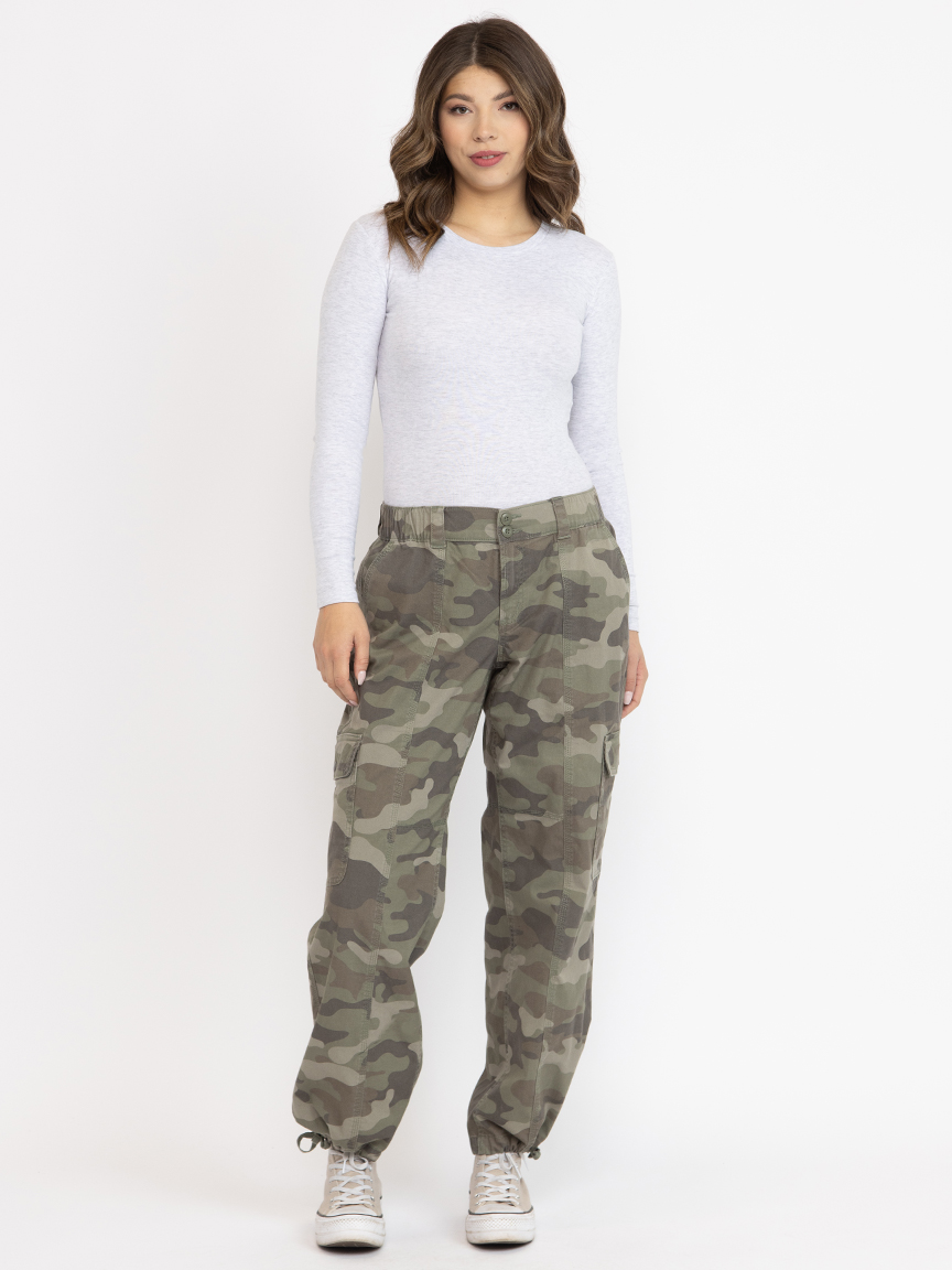 Women's 2 Button Camo Baggy Cargo Pants Warehouse One — free download