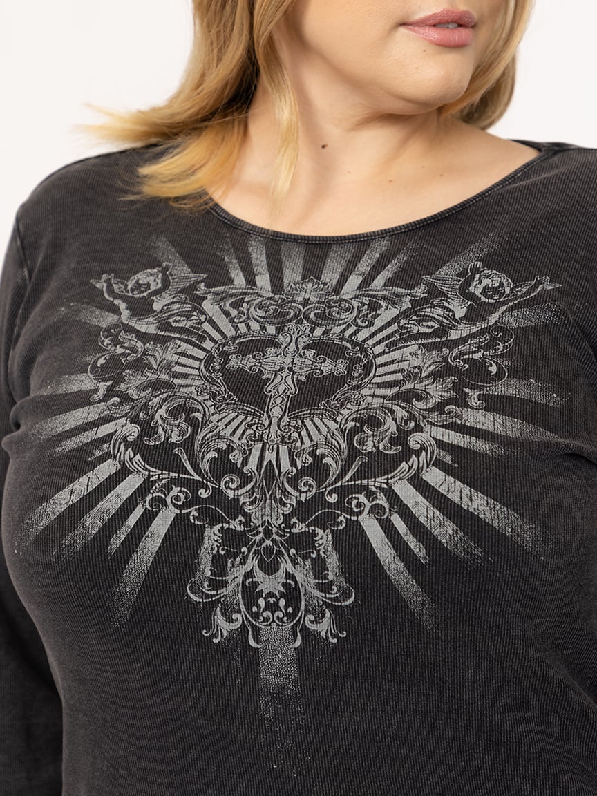 Women's Washed Rib Ornate Heart Tee